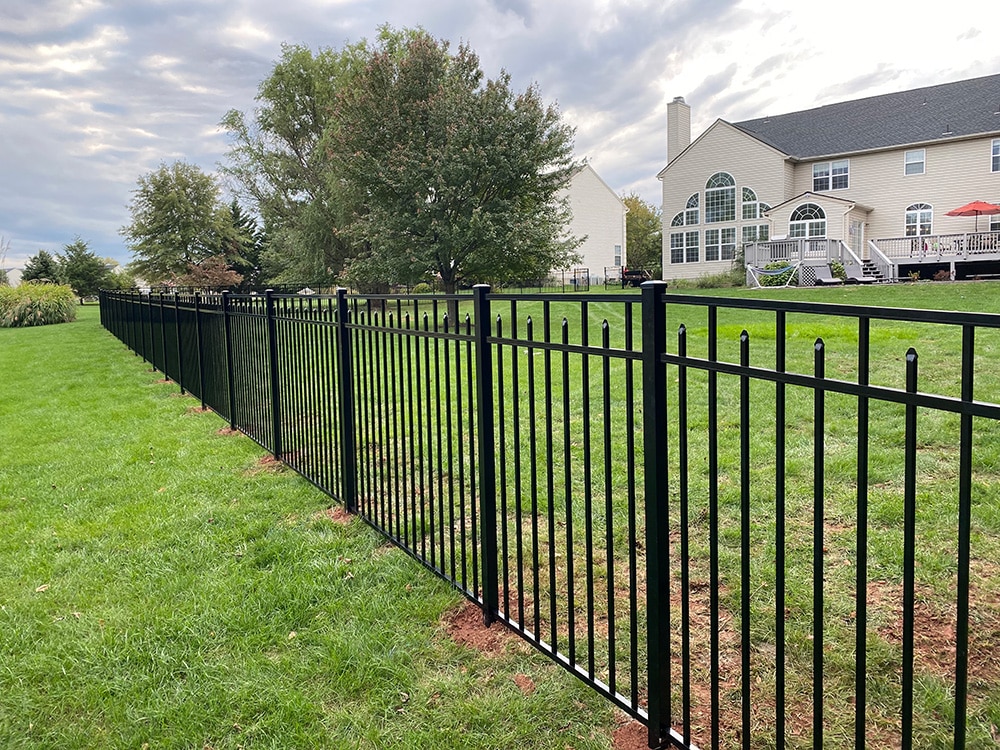 What are the Benefits of Aluminum Fences?