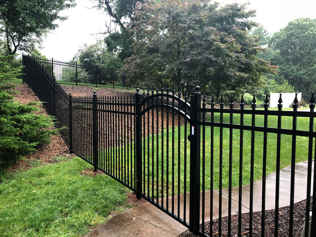 where to buy aluminum fencing