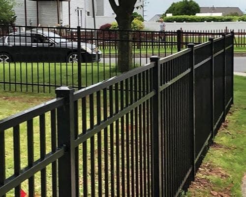 aluminum fence company